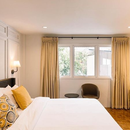 The Mellow Pillow Hotel @ Chiang Mai Gate Esterno foto