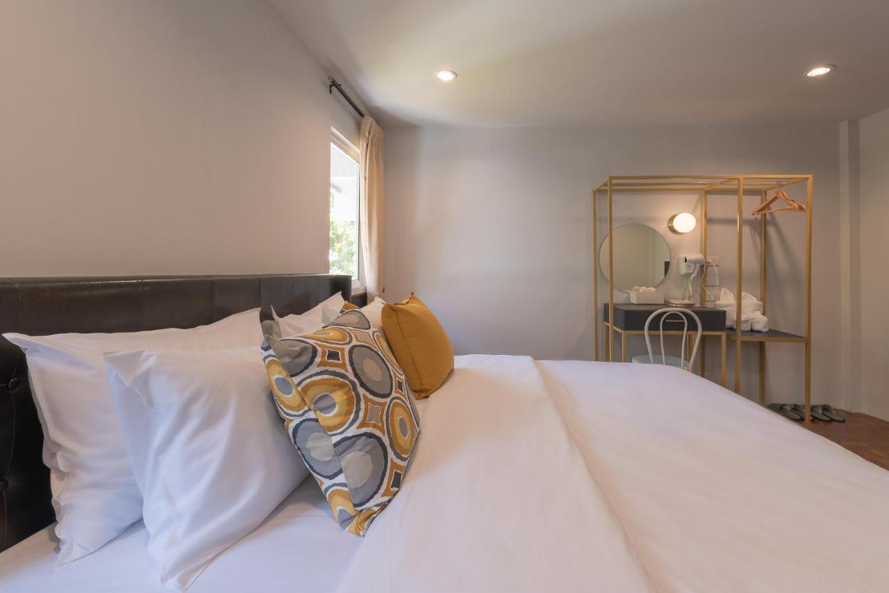 The Mellow Pillow Hotel @ Chiang Mai Gate Esterno foto