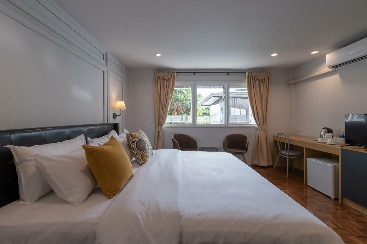 The Mellow Pillow Hotel @ Chiang Mai Gate Esterno foto