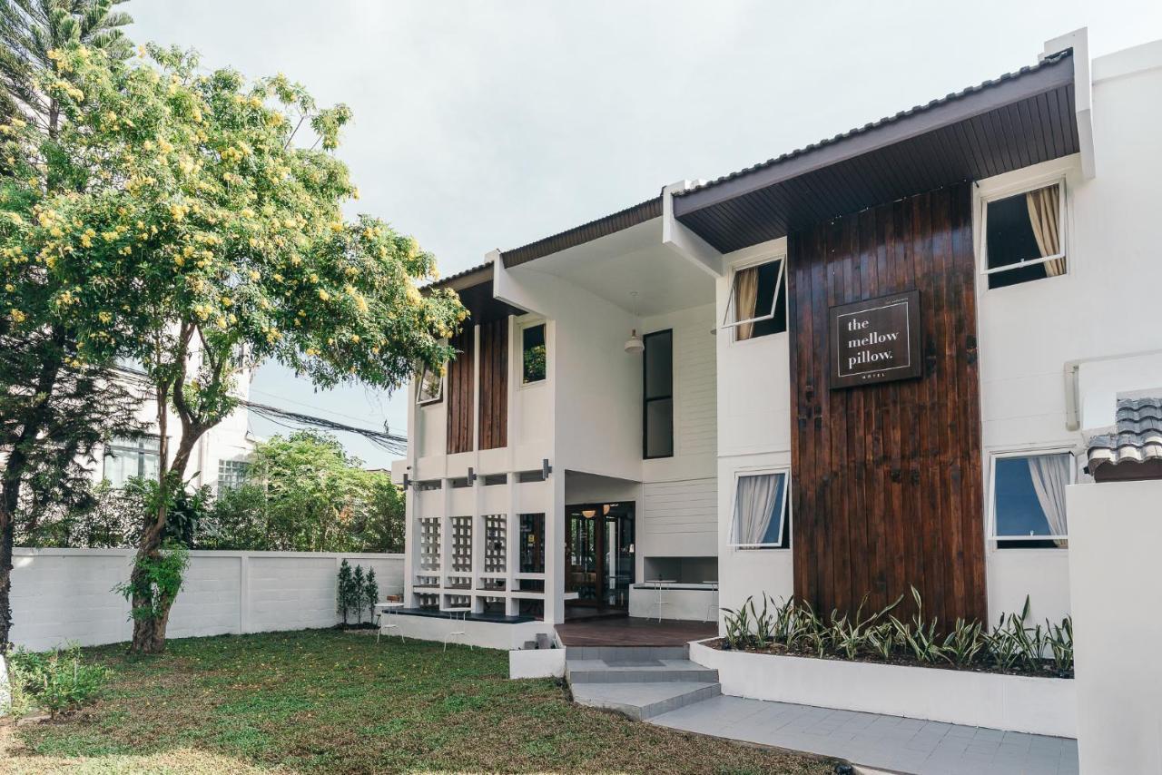 The Mellow Pillow Hotel @ Chiang Mai Gate Esterno foto